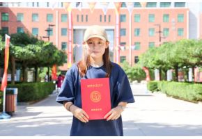 帅哥艹美女的视频【新生报到】“北音温度”助力梦想起航！